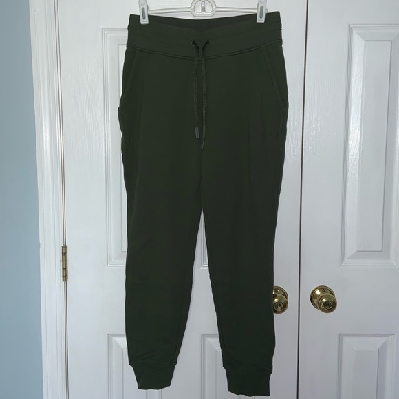 Lululemon Joggers Olive Green size 6 - Picture 1 of 5